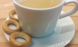 Пряный чай с молоком фото