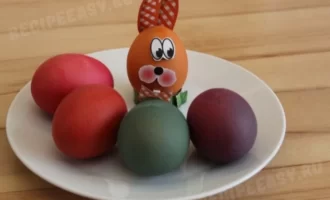 Как красиво покрасить яйца на Пасху своими руками с детьми