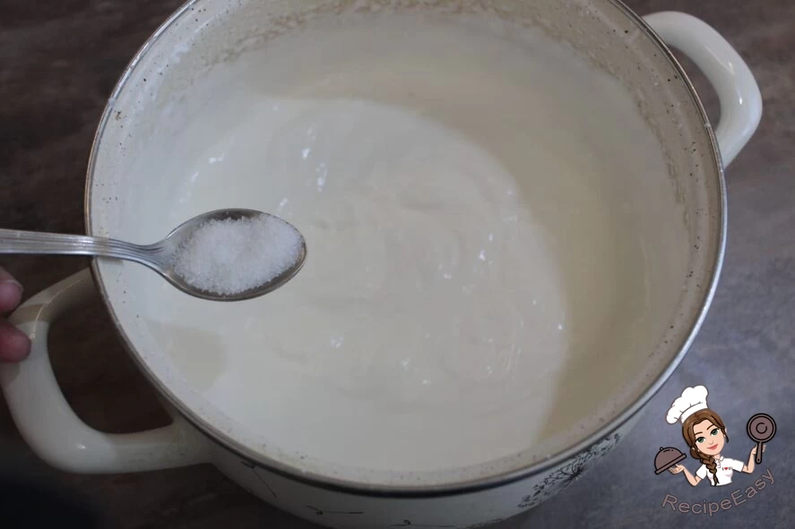 Фото приготовления рецепта: Домашнее мороженое Пломбир - шаг №3