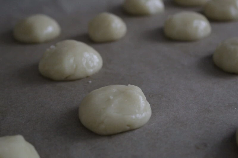 Фото приготовления рецепта: Песочное печенье на растительном масле - шаг №3