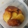 Картофельные драники на сковороде с яйцом